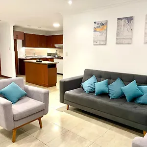 Departamento Moderno En Zona Exclusiva De Cuenca